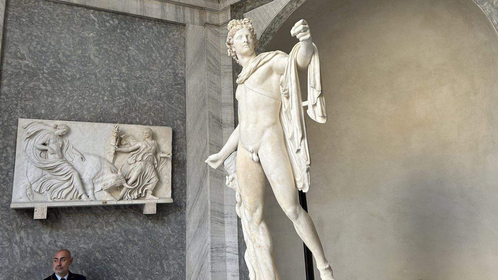 apollo belvedere artist